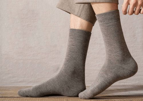 襪子 被忽視的時(shí)尚細(xì)節(jié)，還是品味的敗筆？